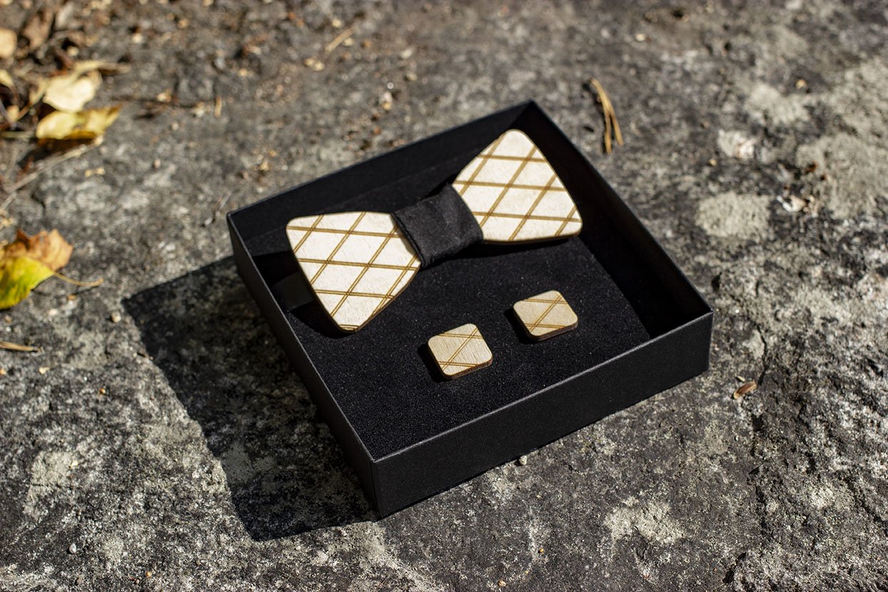 Puinen rusetti ruutu