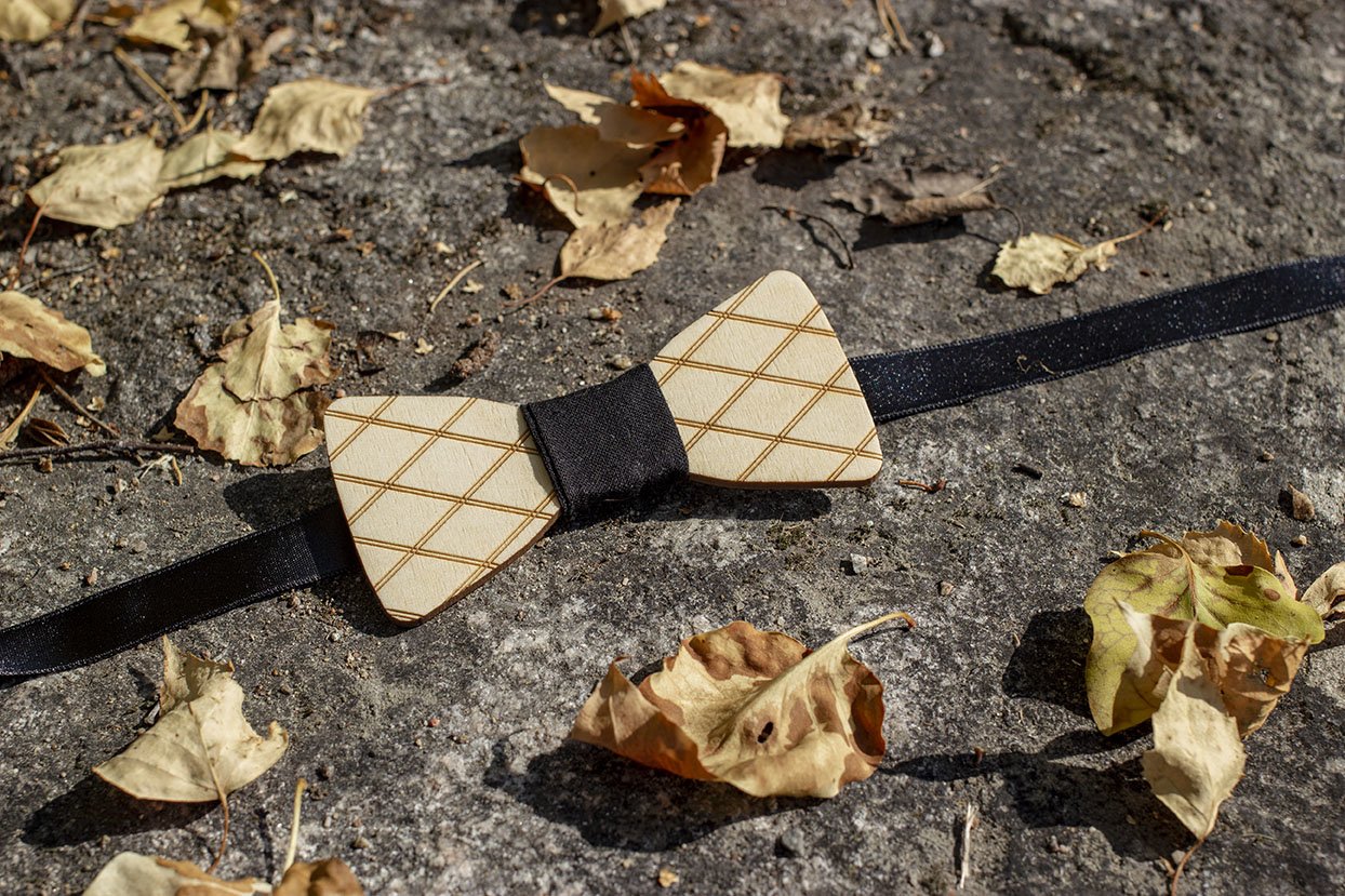 Puinen rusetti ruutu