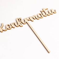 Konfirmoitu kakkukoriste