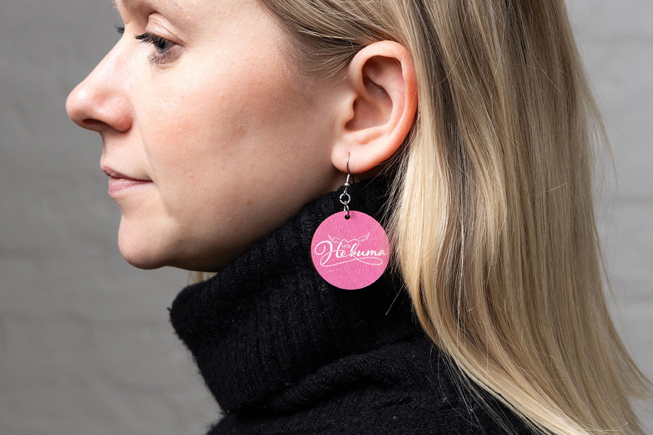 Pallo-korvis Hekuma, useita värejä